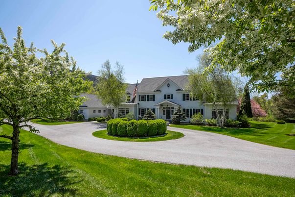 Backyard, Exterior, Facade, Farmhouse