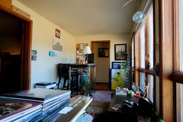 Home Office, Interior