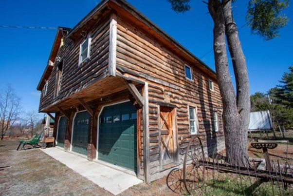 Attached, Exterior, Facade, Log Home