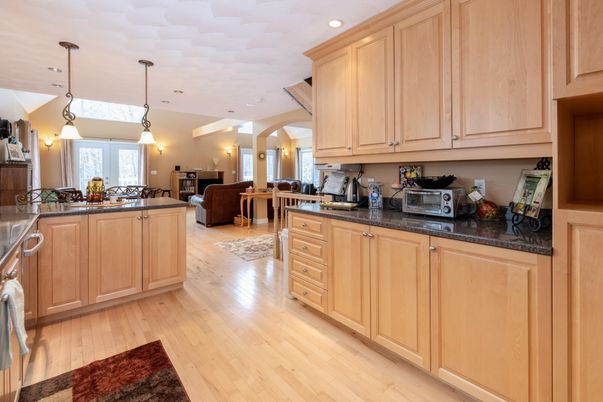 Dining room, Interior, Kitchen, Living room, Pendant Lights, Recessed Lighting, Wood Texture Flooring