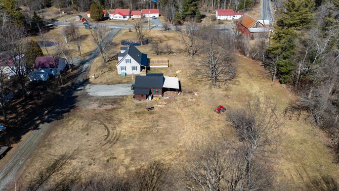 Exterior, Drone