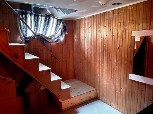 Interior, Wooden Walls
