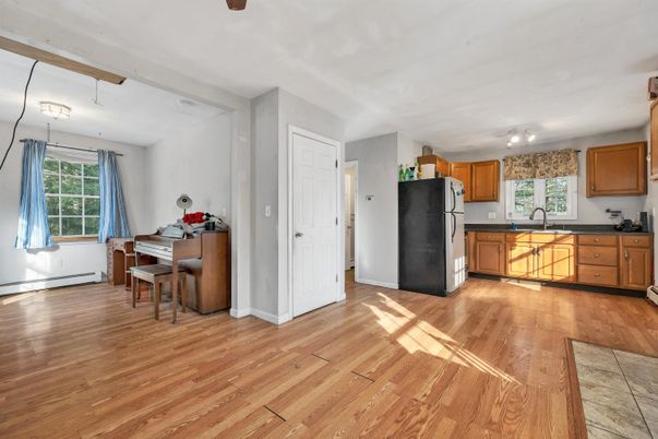Interior, Kitchen, Piano, Wood Texture Flooring