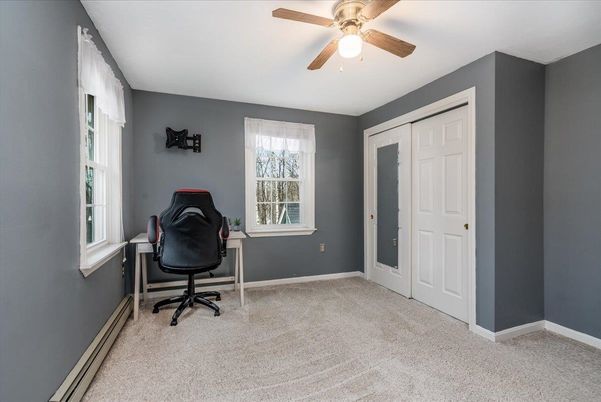 Home Office, Interior
