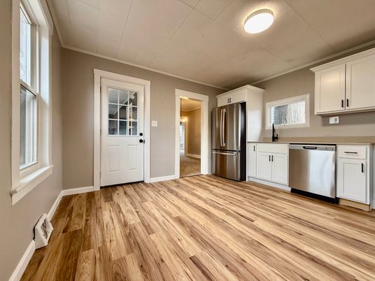 Interior, Kitchen, Stainless Steel Appliances, Wood Texture Flooring