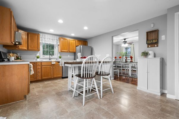 Dining room, Interior, Kitchen, Recessed Lighting, Wood Texture Flooring