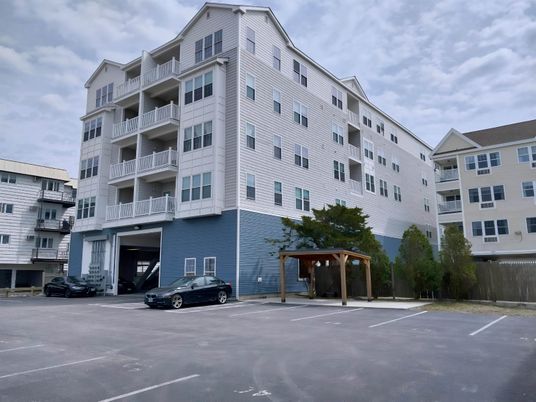 Exterior, Facade, Condo Building