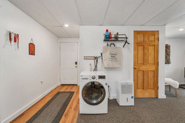Interior, Recessed Lighting, Utility Closets, Washer, Wood Texture Flooring