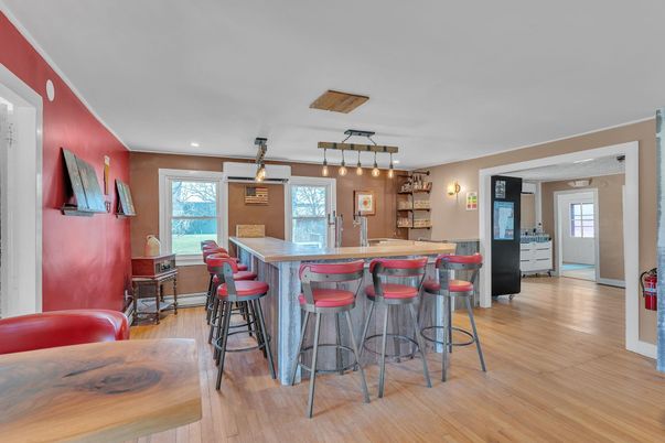 Interior, Pendant Lights, Recessed Lighting, Wood Texture Flooring
