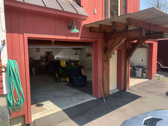Detached Garage, Exterior