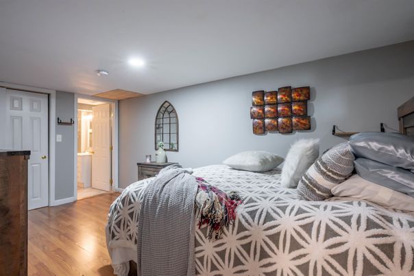 Bedroom, Interior, Recessed Lighting, Wood Texture Flooring
