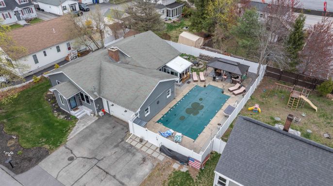 Exterior, Drone