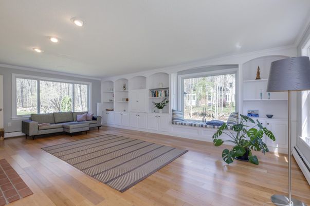 Interior, Living room, Recessed Lighting, Wood Texture Flooring