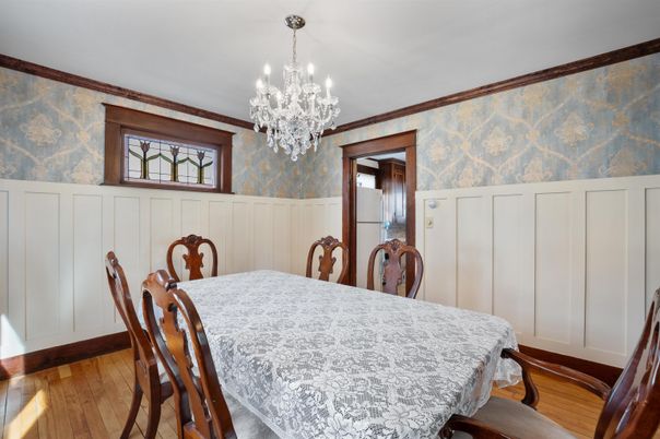 Chandelier, Dining room, Interior, Wood Texture Flooring