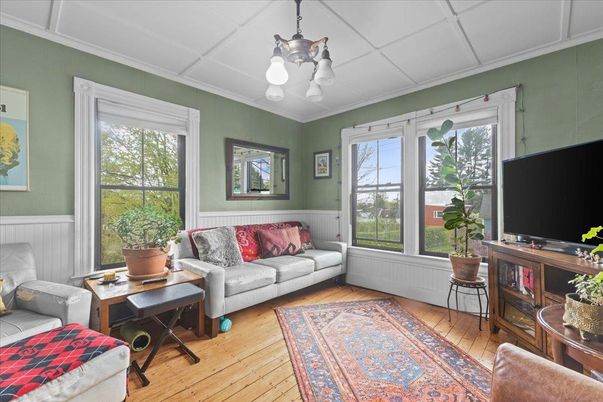 Home Office, Interior, Living room, Pendant Lights, Wood Texture Flooring