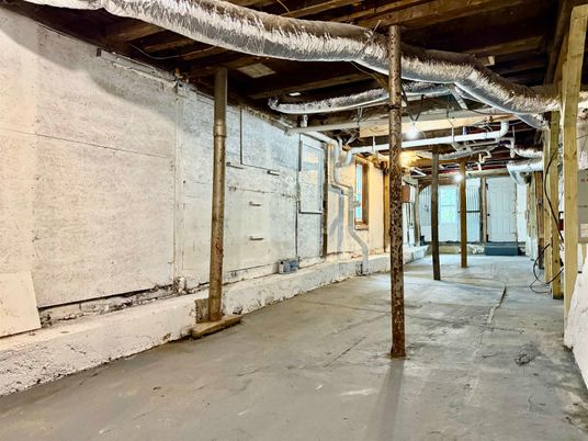 Interior, Wooden Beams