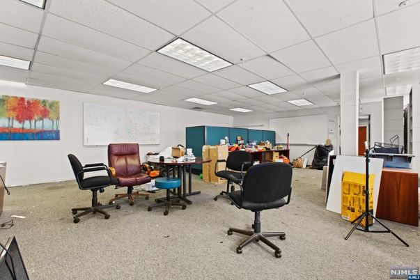 DE Listing image placeholder