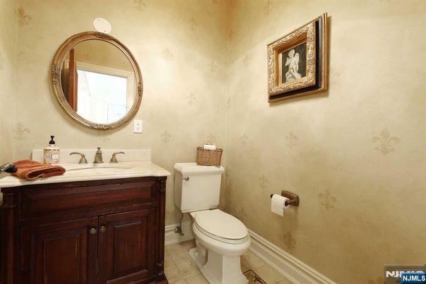 DE Listing image placeholder
