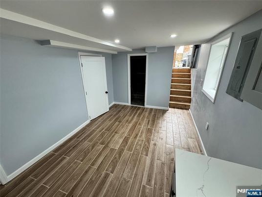 DE Listing image placeholder