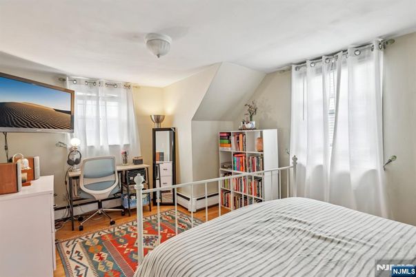 DE Listing image placeholder
