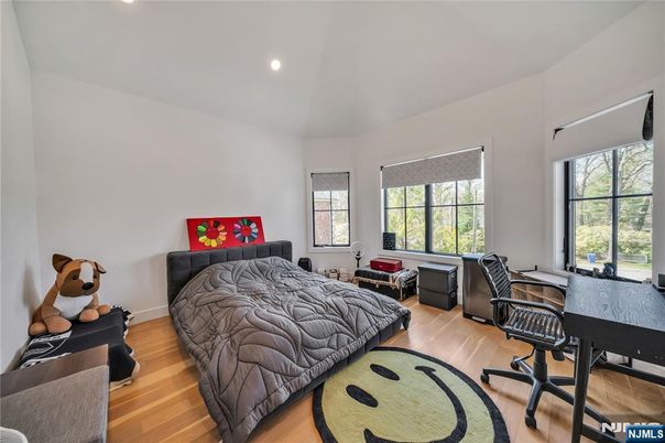 DE Listing image placeholder