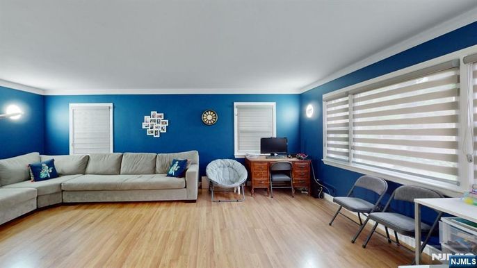 DE Listing image placeholder