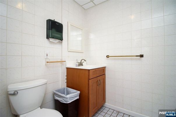 DE Listing image placeholder