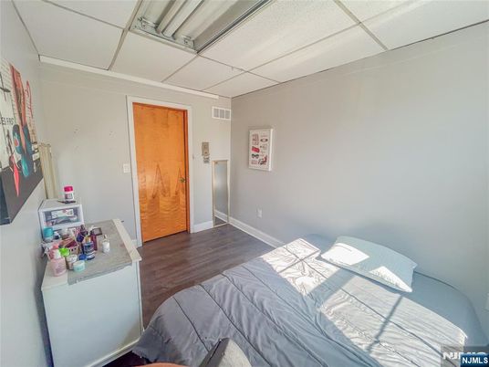 DE Listing image placeholder