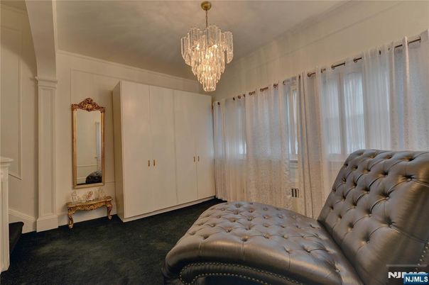 DE Listing image placeholder