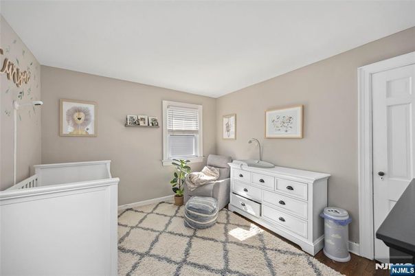 DE Listing image placeholder