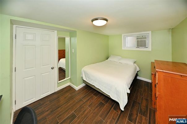 DE Listing image placeholder