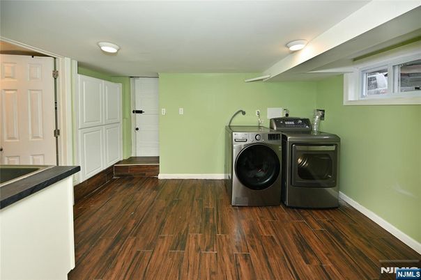 DE Listing image placeholder