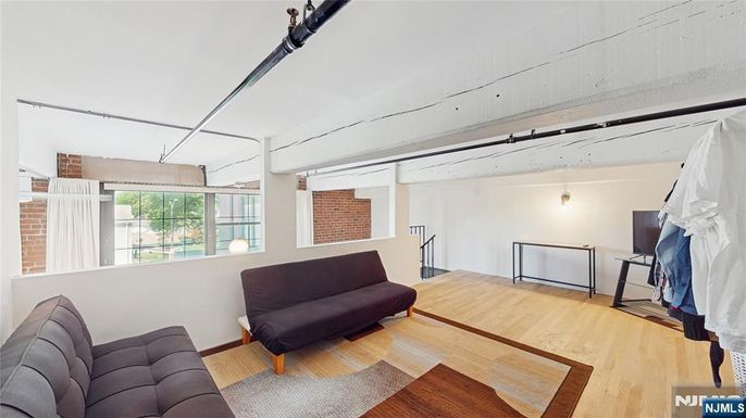 DE Listing image placeholder