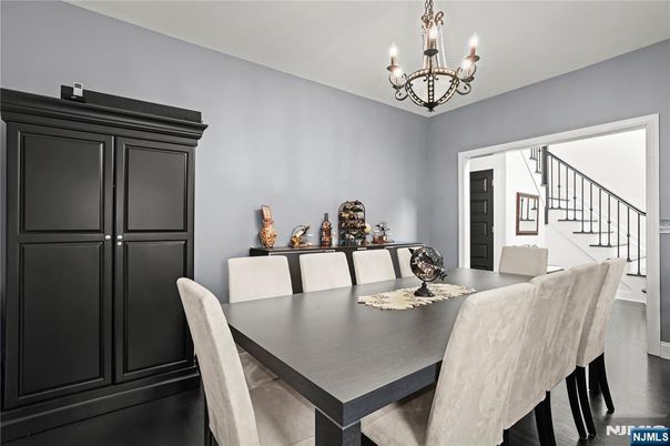 DE Listing image placeholder