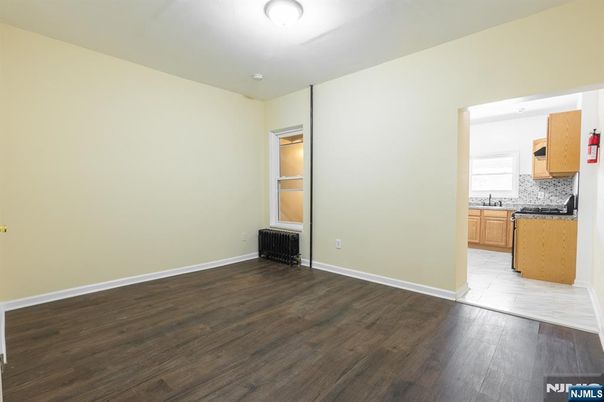 DE Listing image placeholder