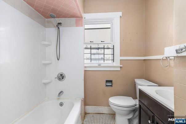 DE Listing image placeholder