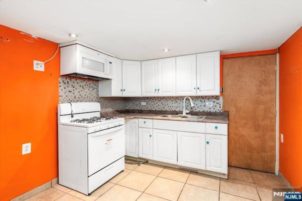 DE Listing image placeholder