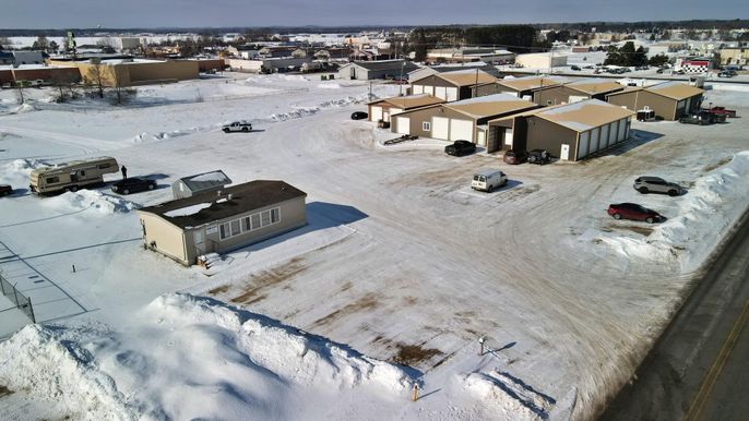 Exterior, Drone