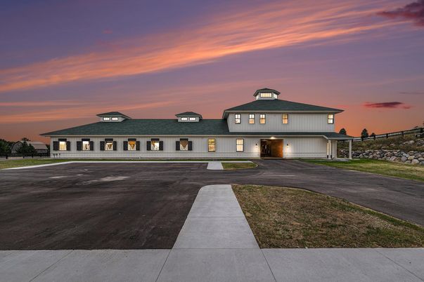 Exterior, Facade, Mediterranean