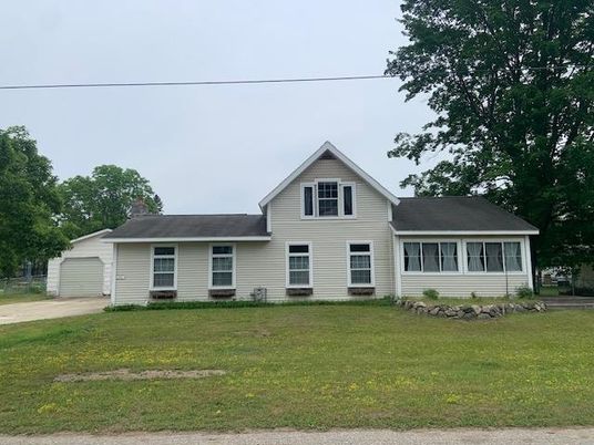 Backyard, Exterior, Facade, Farmhouse