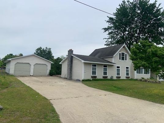 Backyard, Detached Garage, Exterior
