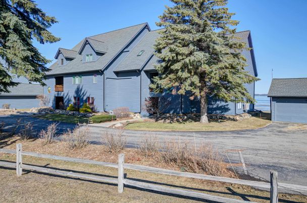 Backyard, Exterior, Water