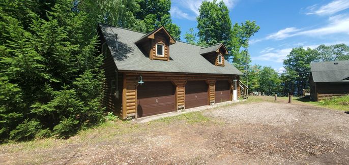 Backyard, Detached Garage, Exterior