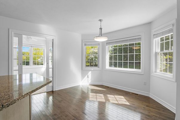 Empty room, Interior, Pendant Lights, Wood Texture Flooring