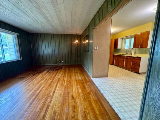 Empty room, Interior, Kitchen, Wood Texture Flooring, Wooden Walls