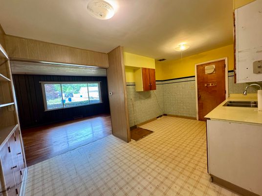 Interior, Kitchen, Wood Texture Flooring
