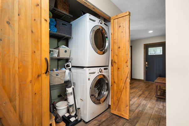Interior, Recessed Lighting, Utility Closets, Washer, Wood Texture Flooring