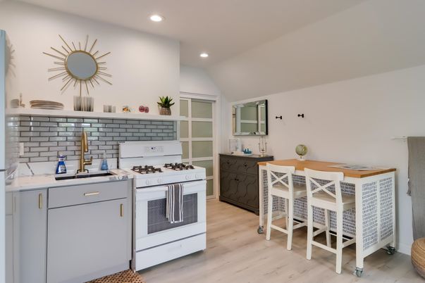 Interior, Kitchen, Recessed Lighting, Wood Texture Flooring