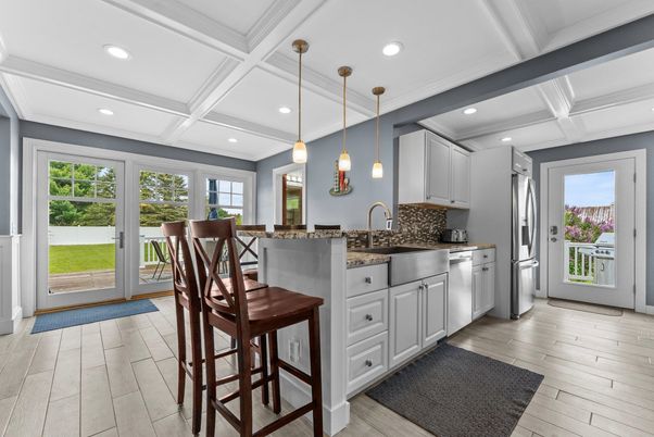 Interior, Kitchen, Pendant Lights, Recessed Lighting, Wood Texture Flooring