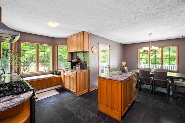Chandelier, Dining room, Interior, Kitchen, Recessed Lighting
